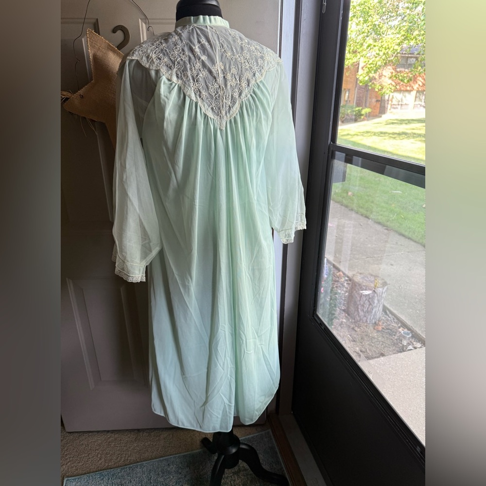 Vintage 50/60s Corsage sea foam sheer pixie two piece peignoir set, size medium - Picture 13 of 16